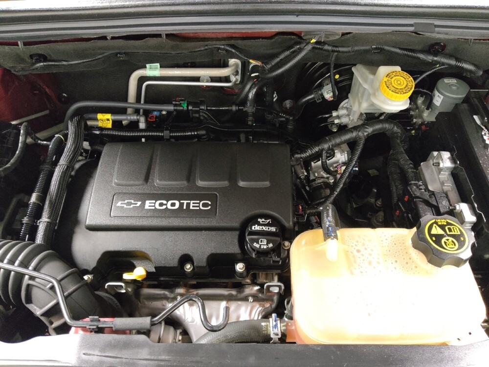 2020 Chevrolet Trax in Houston, TX 77074 - 18100427 30