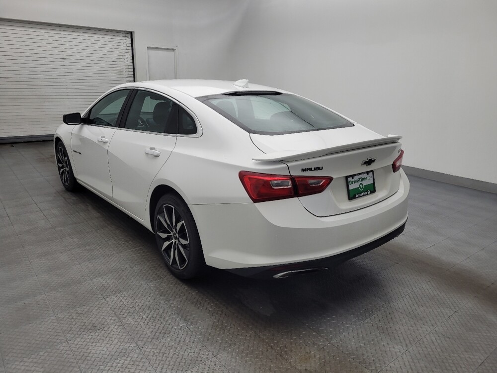 2020 Chevrolet Malibu in Wilmington, NC 28405 - 18100428 5