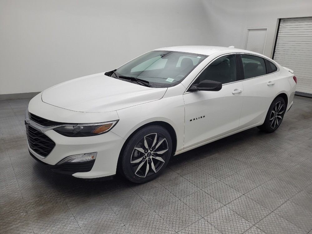 2020 Chevrolet Malibu in Wilmington, NC 28405 - 18100428 2