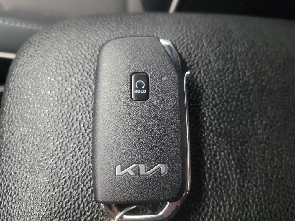 2022 Kia Forte in Highland, IN 46322 - 18100429 32