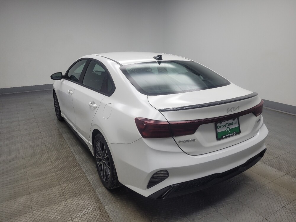 2022 Kia Forte in Highland, IN 46322 - 18100429 5