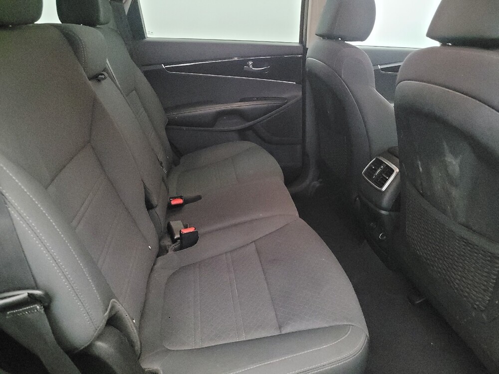2020 Kia Sorento in Chesapeake, VA 23320 - 18100432 19