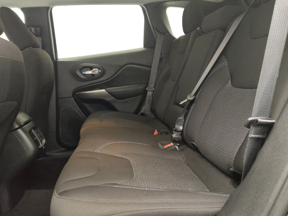 2019 Jeep Cherokee in Lakewood, CO 80215 - 18100434 18