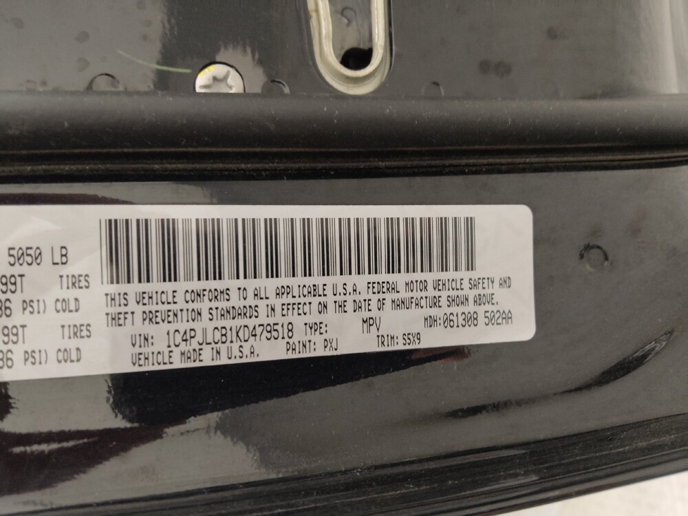 2019 Jeep Cherokee in Lakewood, CO 80215 - 18100434 33