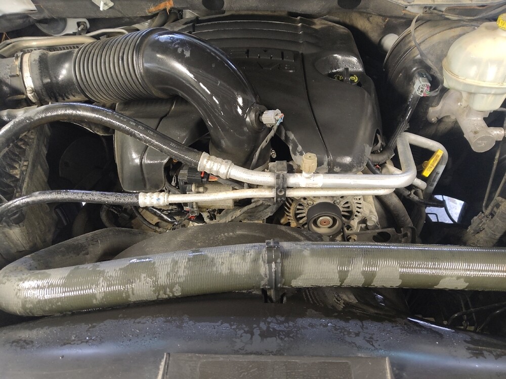 2015 RAM 1500 in Houston, TX 77060 - 18100437 30