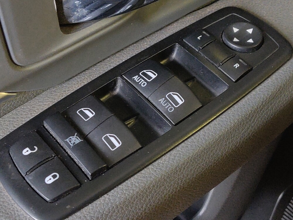 2015 RAM 1500 in Houston, TX 77060 - 18100437 27