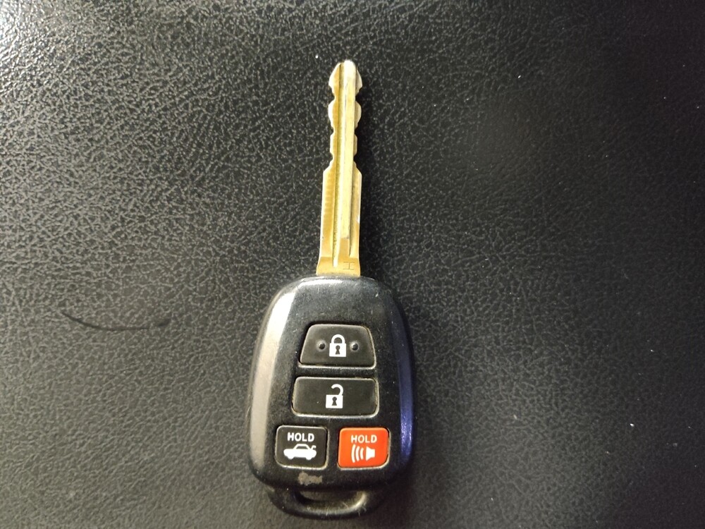 2015 Toyota Camry in Union City, GA 30291 - 18100440 32