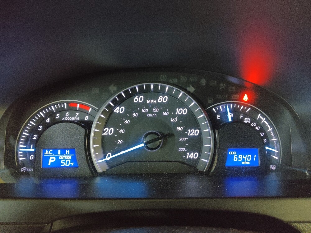 2015 Toyota Camry in Union City, GA 30291 - 18100440 23