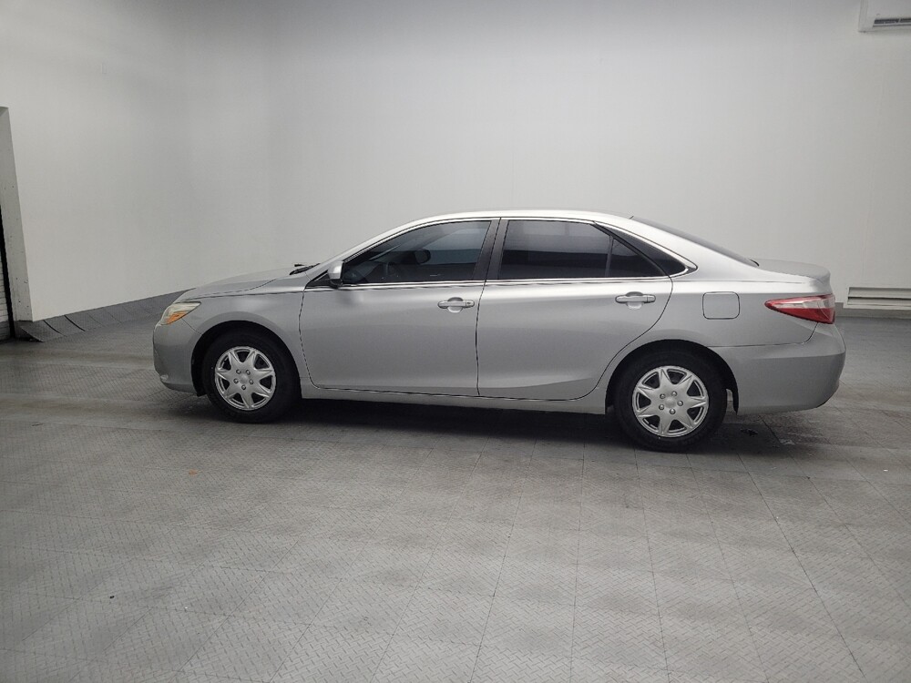 2015 Toyota Camry in Union City, GA 30291 - 18100440 3