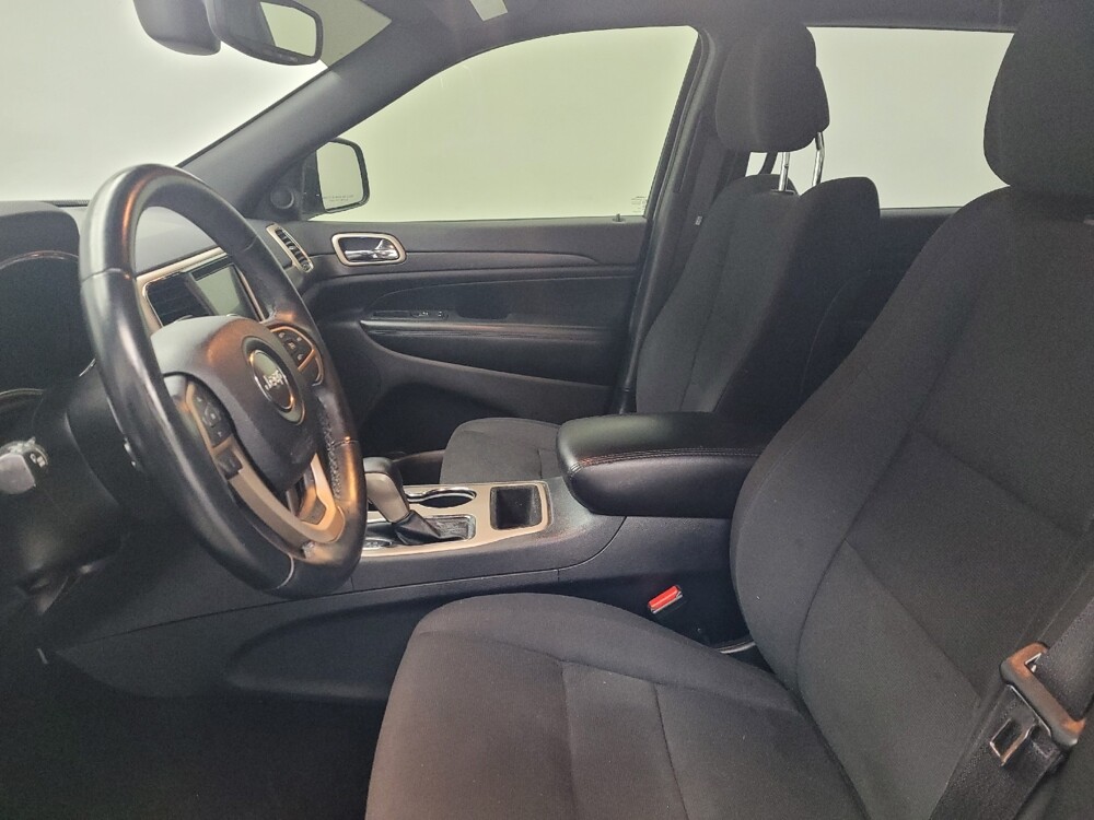 2017 Jeep Grand Cherokee in Memphis, TN 38128 - 18100444 17