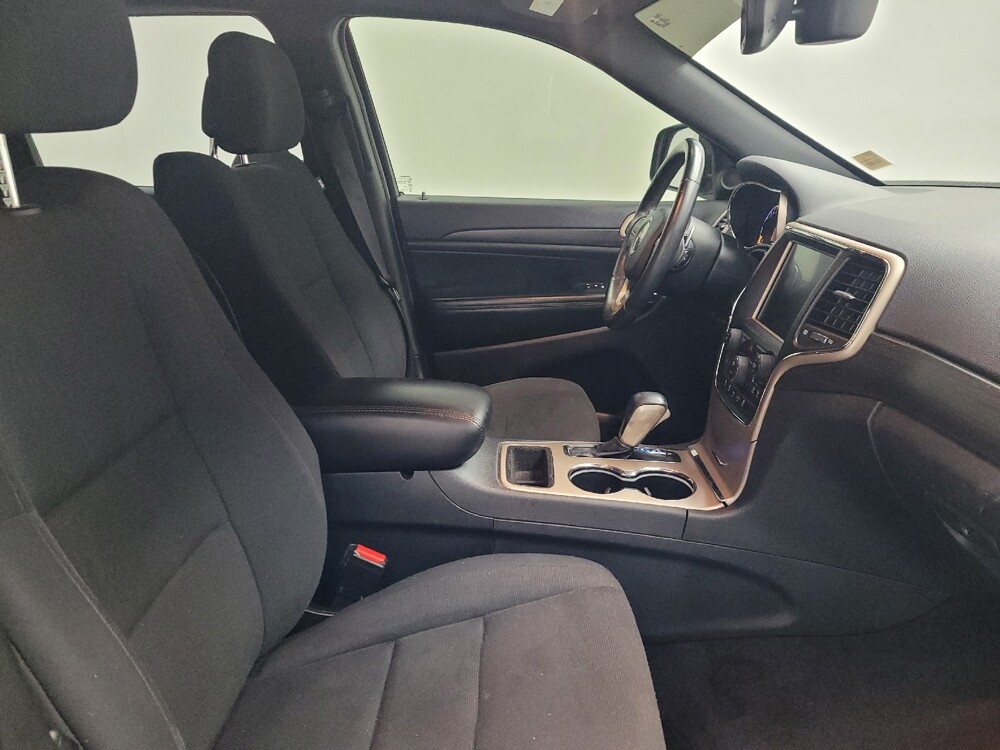 2017 Jeep Grand Cherokee in Memphis, TN 38128 - 18100444 21