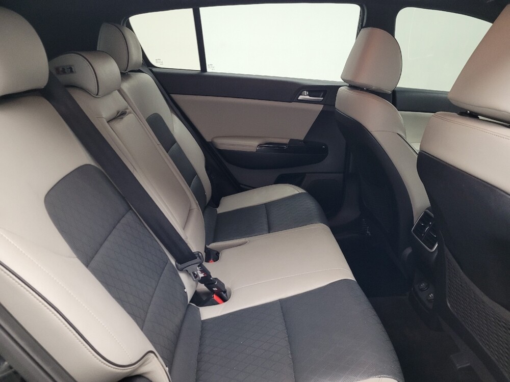 2018 Kia Sportage in Memphis, TN 38128 - 18100446 19