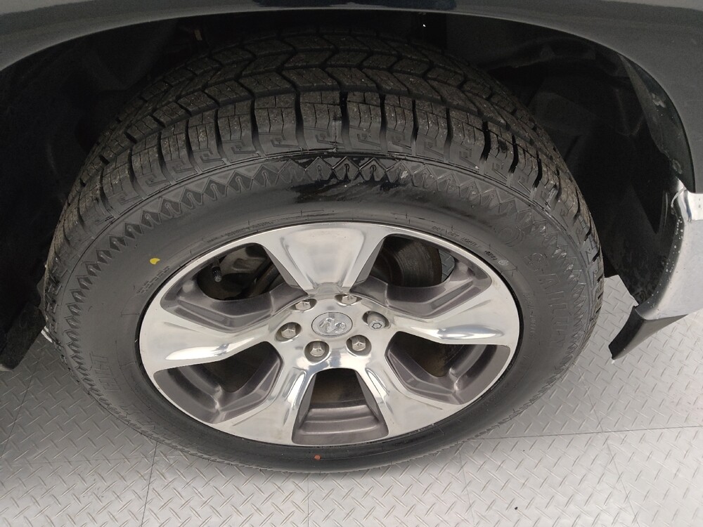 2020 RAM 1500 in St. Louis, MO 63136 - 18100447 31