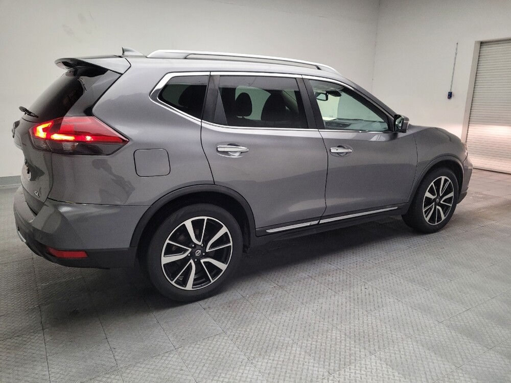 2019 Nissan Rogue in Riverside, CA 92504 - 18100452 10