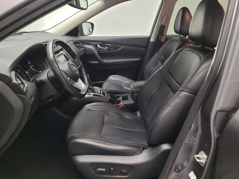 2019 Nissan Rogue in Riverside, CA 92504 - 18100452 17