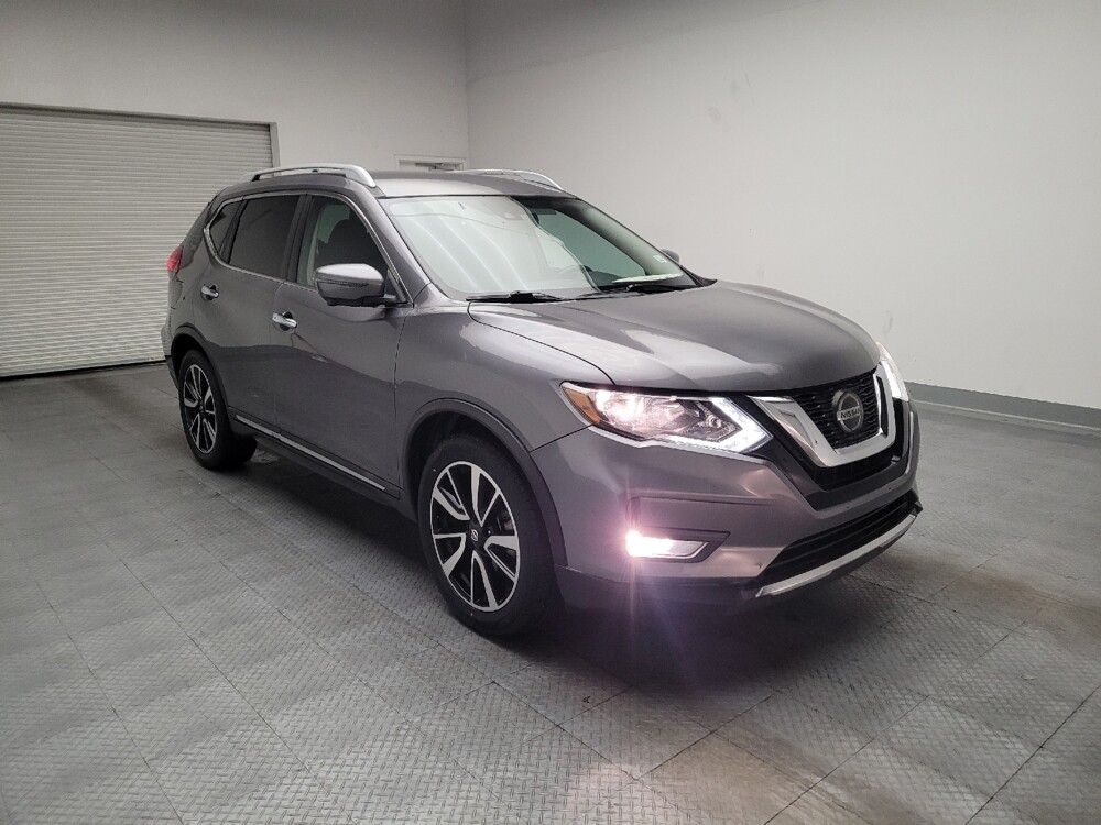 2019 Nissan Rogue in Riverside, CA 92504 - 18100452 13