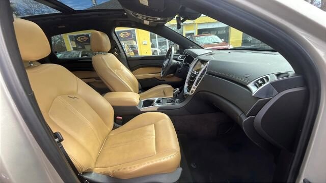 2014 Cadillac SRX in Greenville, SC 29607 - 18100453 15