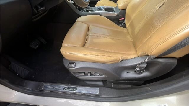 2014 Cadillac SRX in Greenville, SC 29607 - 18100453 32