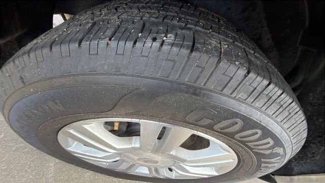 2014 Cadillac SRX in Greenville, SC 29607 - 18100453 10