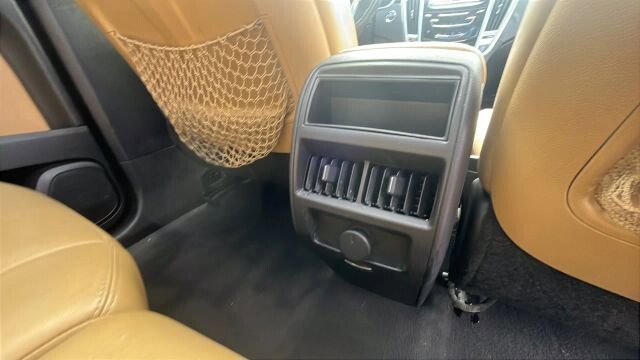 2014 Cadillac SRX in Greenville, SC 29607 - 18100453 22