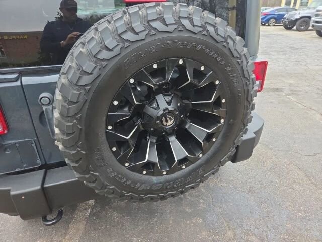 2016 Jeep Wrangler in Greenville, SC 29607 - 18100454 13