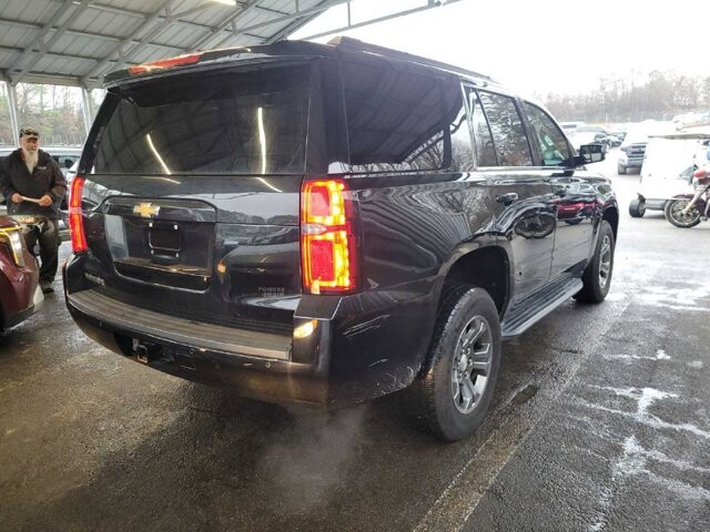 2020 Chevrolet Tahoe in Knoxville, TN 37912 - 18100470 6