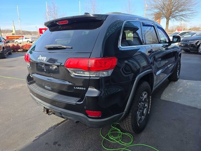 2017 Jeep Grand Cherokee in Knoxville, TN 37912 - 18100471 5