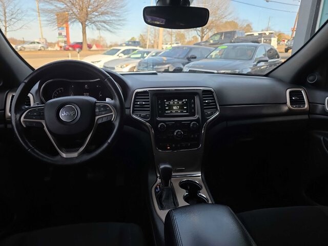 2017 Jeep Grand Cherokee in Knoxville, TN 37912 - 18100471 2