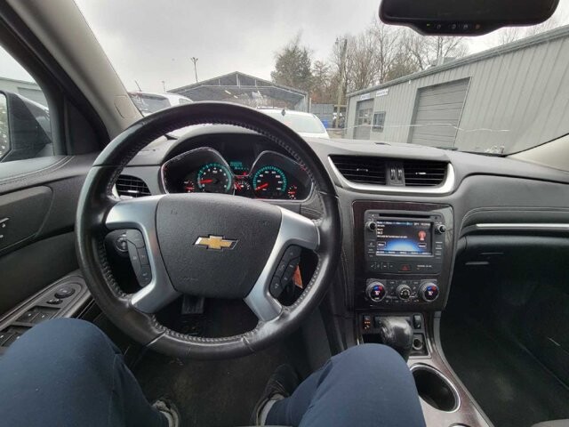 2017 Chevrolet Traverse in Knoxville, TN 37912 - 18100473 2