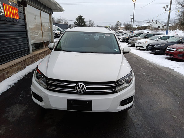 2015 Volkswagen Tiguan in DuBois, PA 15801 - 18100483 2