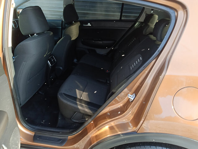 2018 Kia Sportage in DuBois, PA 15801 - 18100484 6