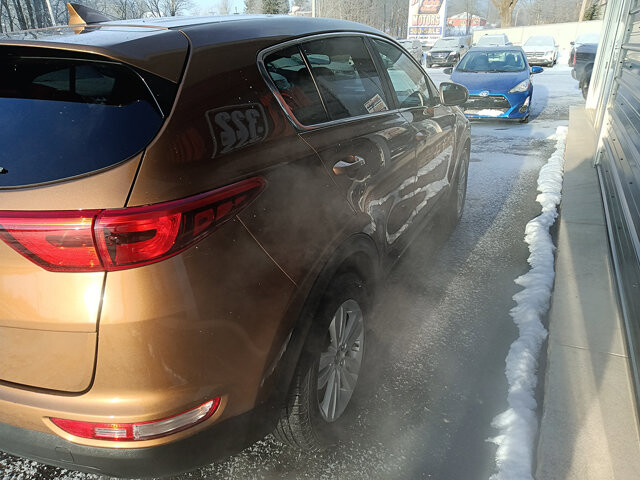 2018 Kia Sportage in DuBois, PA 15801 - 18100484 8