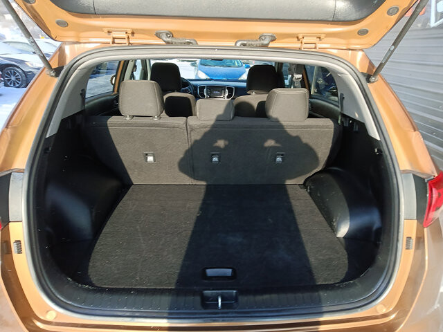 2018 Kia Sportage in DuBois, PA 15801 - 18100484 9