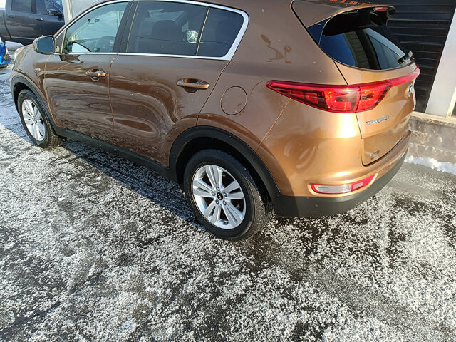 2018 Kia Sportage in DuBois, PA 15801 - 18100484 7