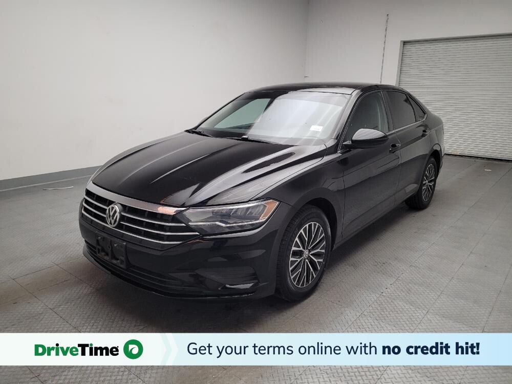 2019 Volkswagen Jetta in Riverside, CA 92504 - 18100490