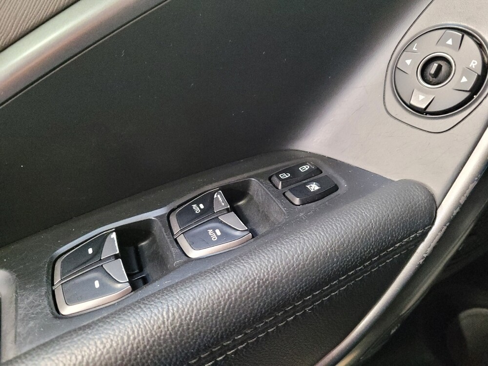 2017 Hyundai Santa Fe in Downey, CA 90241 - 18100492 27