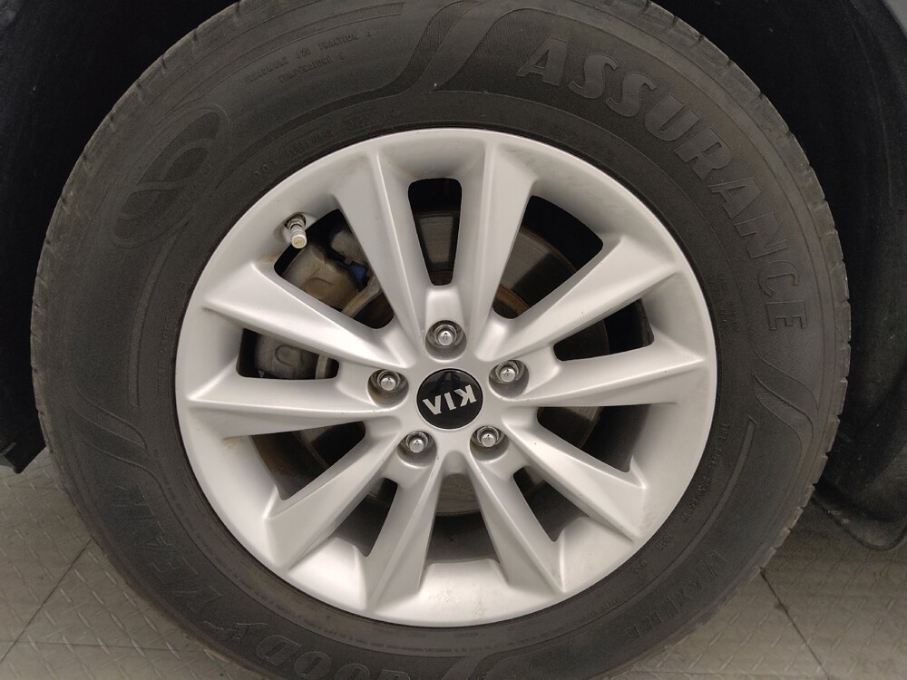 2020 Kia Sorento in Macon, GA 31210 - 18100504 31