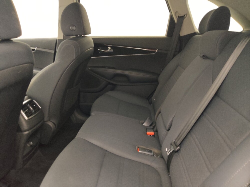 2020 Kia Sorento in Macon, GA 31210 - 18100504 18
