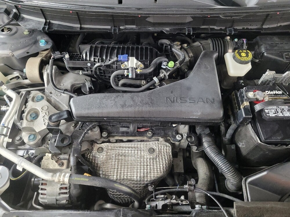 2018 Nissan Rogue in Chattanooga, TN 37421 - 18100529 30