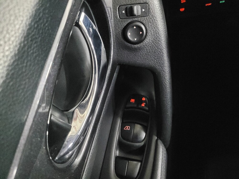 2018 Nissan Rogue in Chattanooga, TN 37421 - 18100529 27