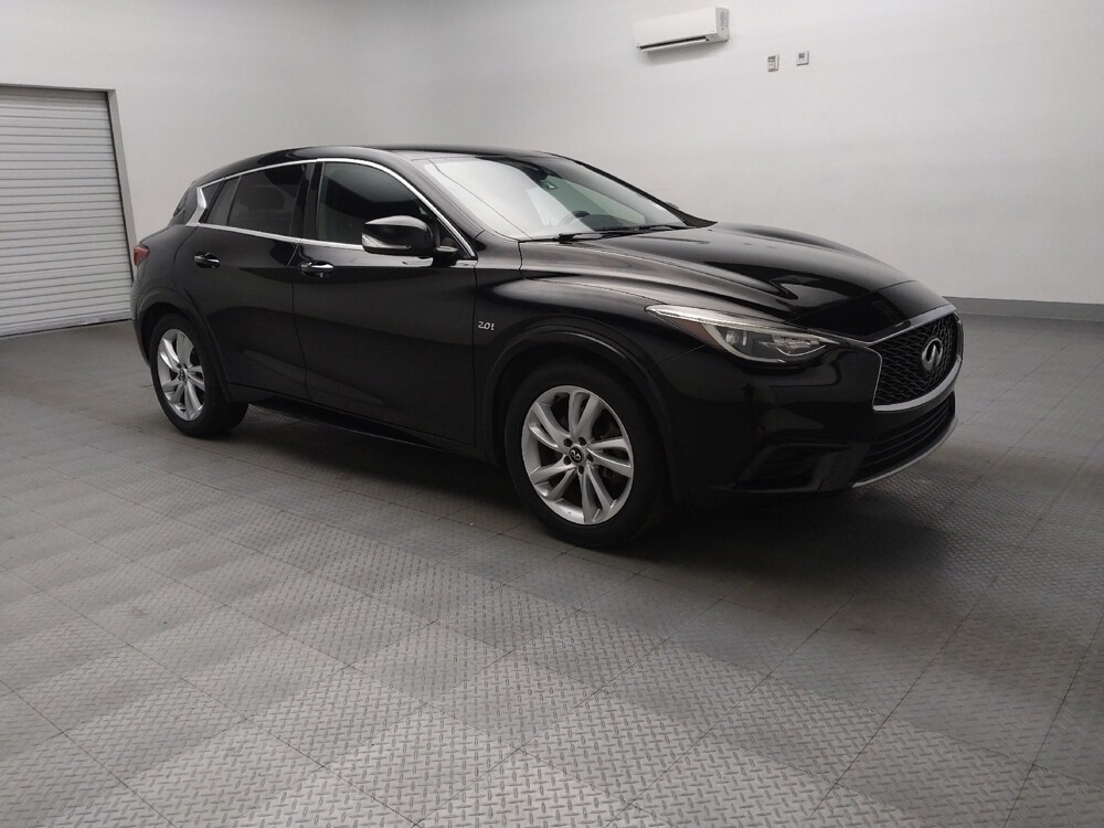 2017 INFINITI QX30 in Tyler, TX 75701 - 18100538 13