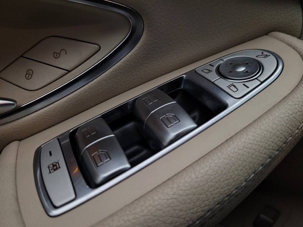 2016 Mercedes-Benz C 300 in Phoenix, AZ 85015 - 18100558 27