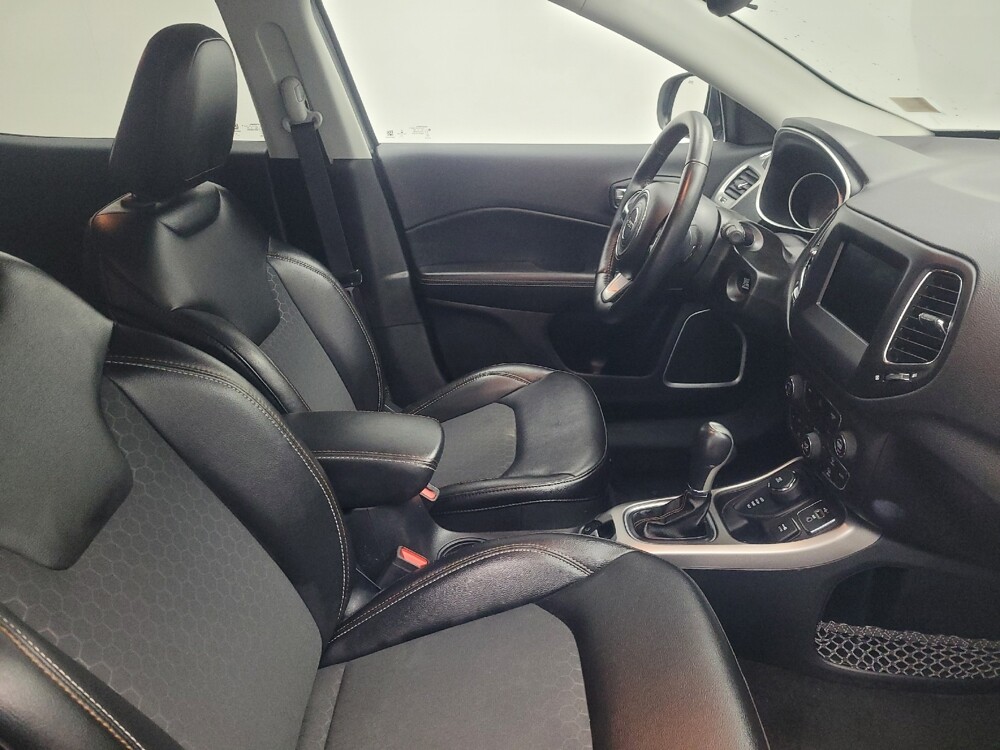 2019 Jeep Compass in Memphis, TN 38115 - 18100568 21