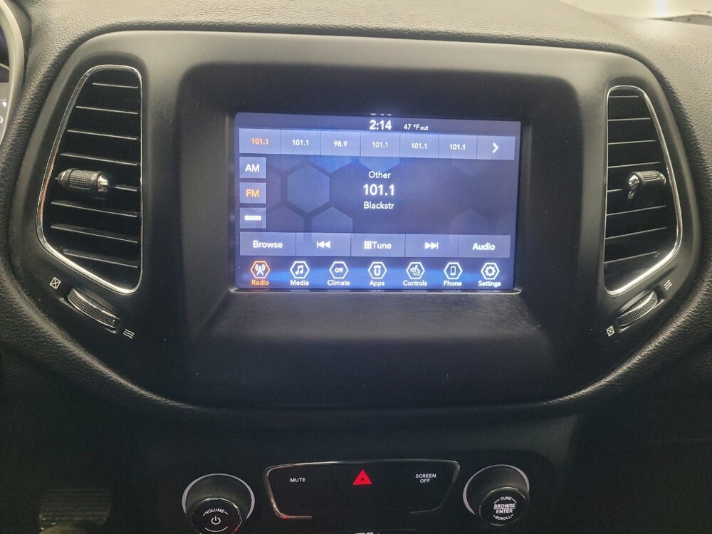 2019 Jeep Compass in Memphis, TN 38115 - 18100568 25