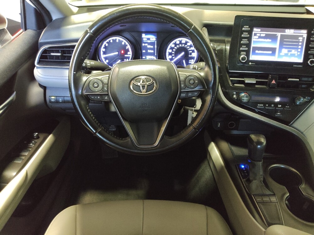 2022 Toyota Camry in Tampa, FL 33612 - 18100573 22