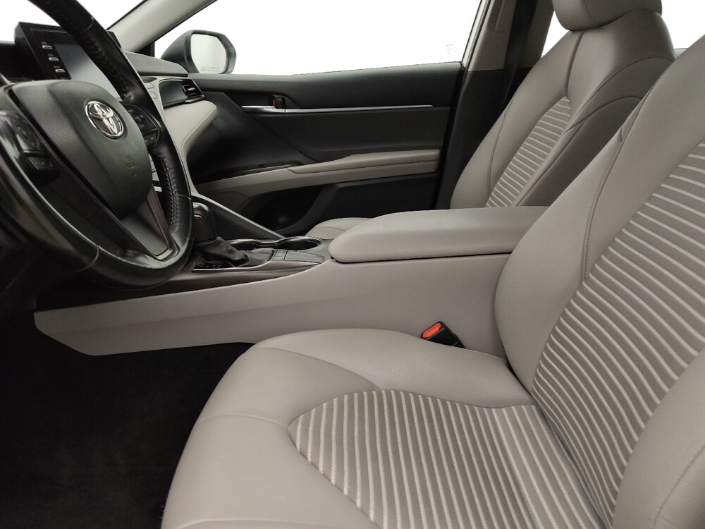 2022 Toyota Camry in Tampa, FL 33612 - 18100573 17