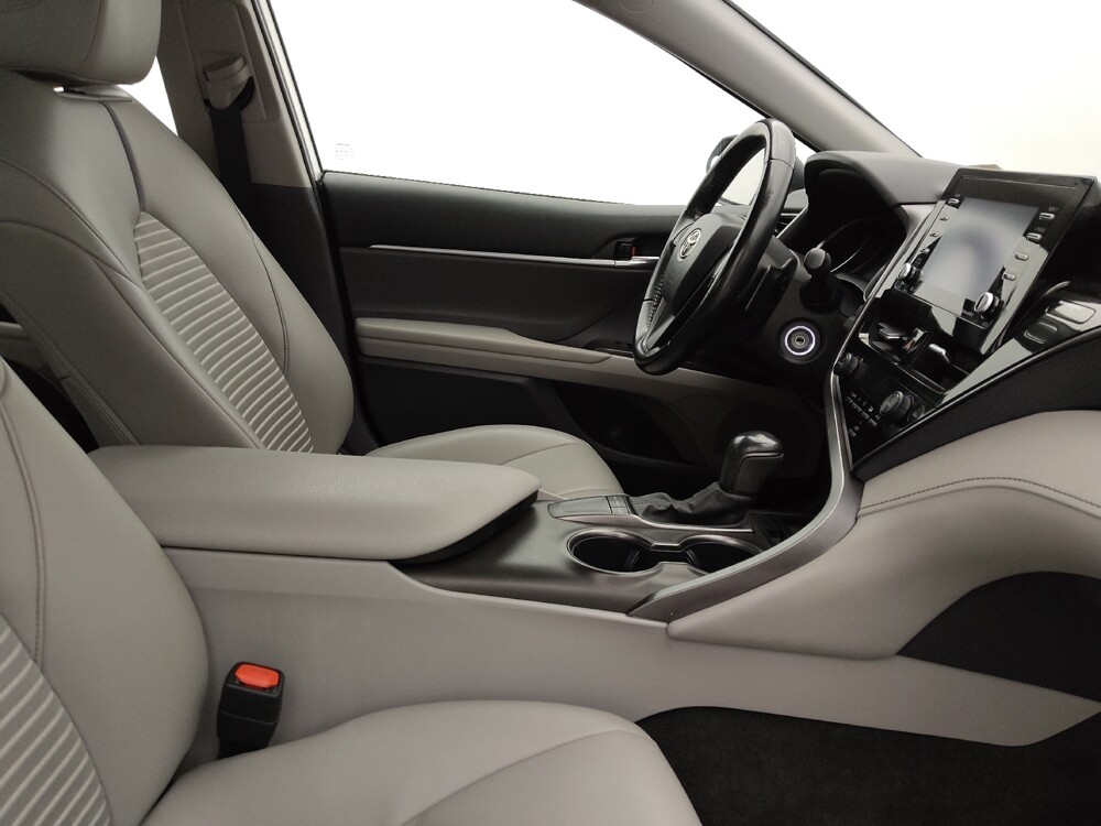 2022 Toyota Camry in Tampa, FL 33612 - 18100573 21