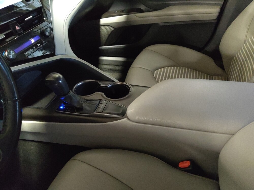 2022 Toyota Camry in Tampa, FL 33612 - 18100573 26