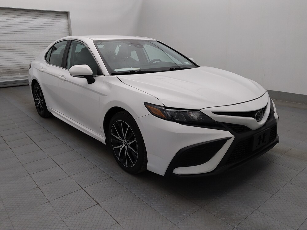 2022 Toyota Camry in Tampa, FL 33612 - 18100573 13