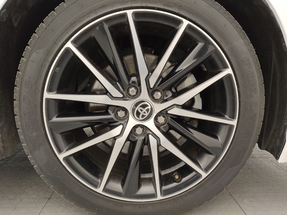 2022 Toyota Camry in Tampa, FL 33612 - 18100573 31